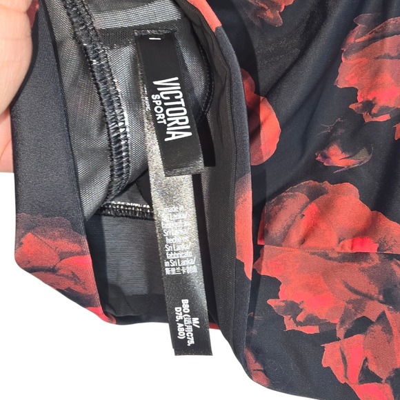 Victoria Secret Sports Bra Legging Set Black Roses Racer Back Athletic Mediu NWT - Picture 7 of 13
